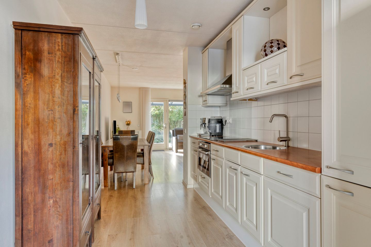 Foto 10 van Brancusistraat 10