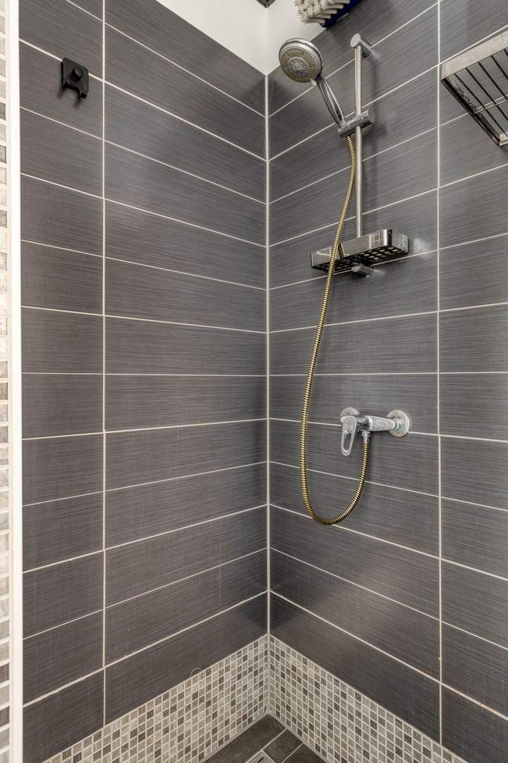 Foto 16 van Brancusistraat 10