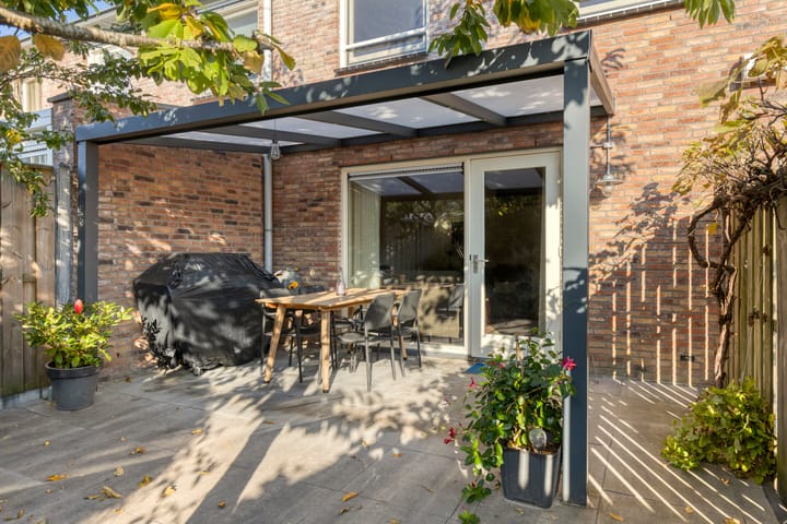 Foto 23 van Brancusistraat 10