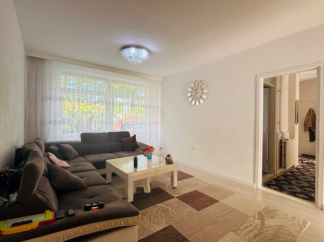 Photo 7 of Mijtensstraat 109