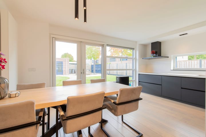 Foto 9 van Tacitusstraat 14