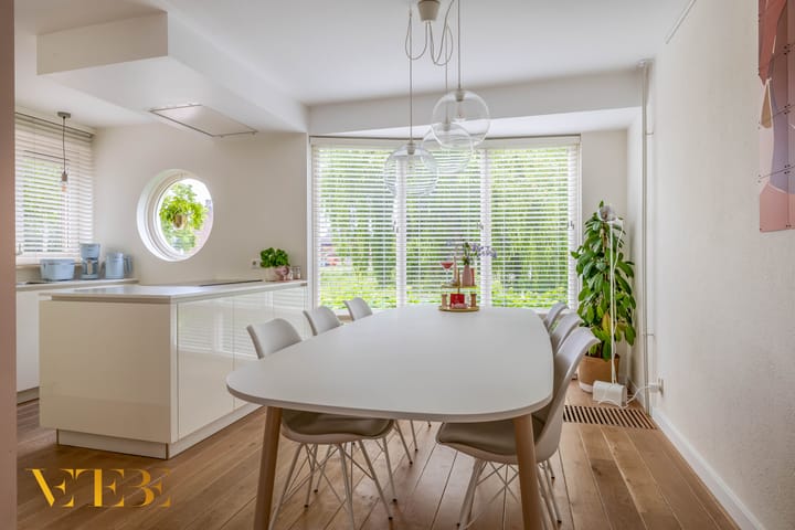 Foto 8 van Meidoornlaan 6