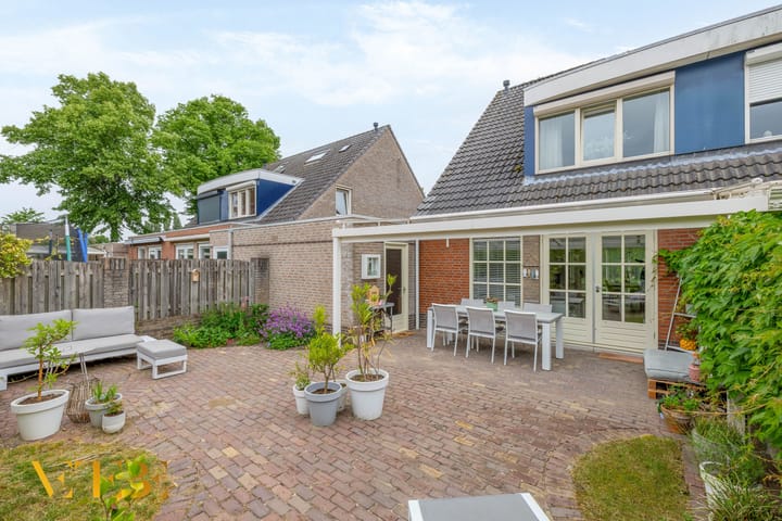 Foto 30 van Meidoornlaan 6