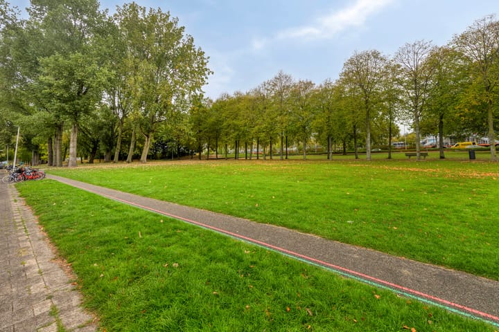 Foto 24 van West-Varkenoordseweg 241-A