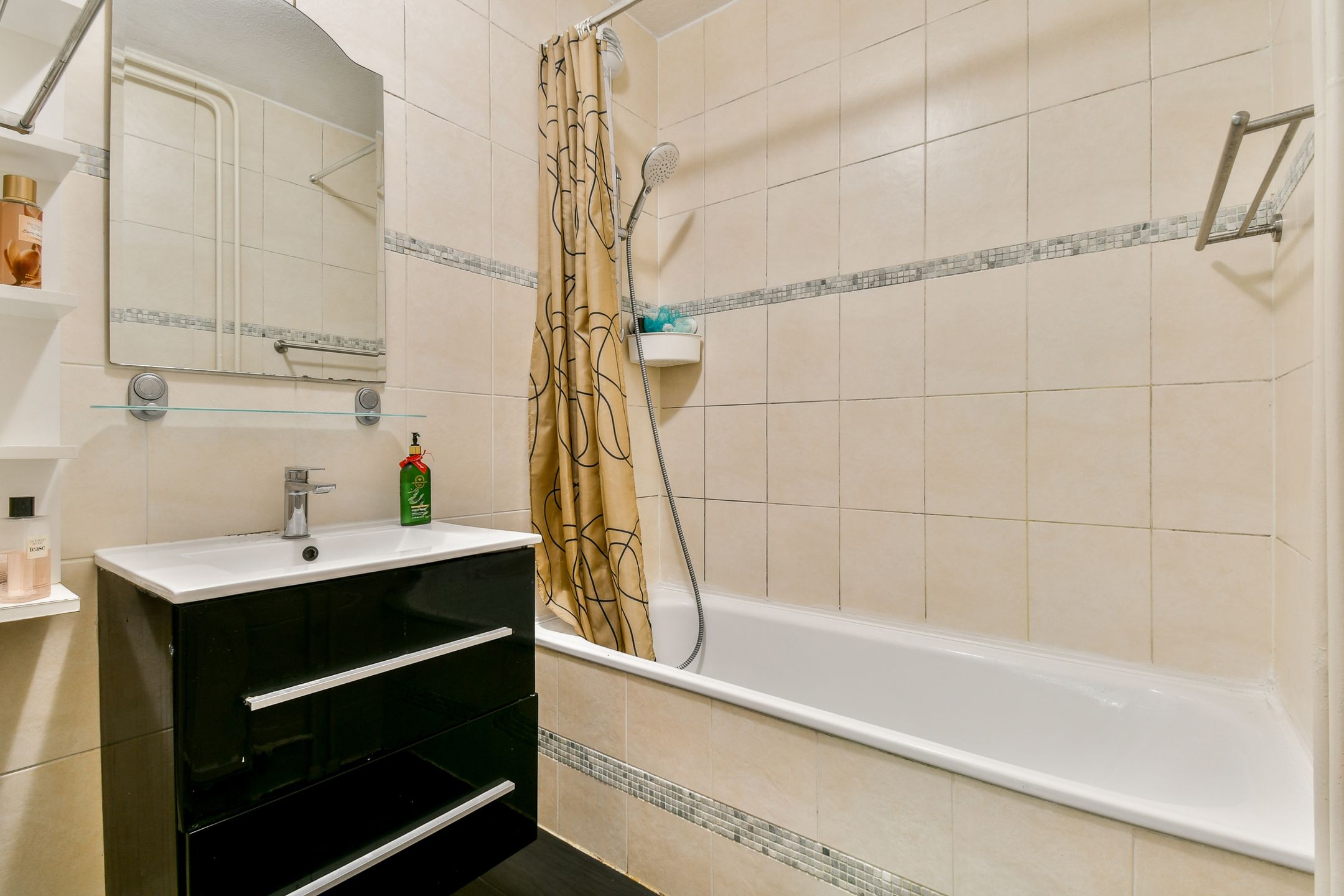 Photo 15 of Graan voor Visch 16224