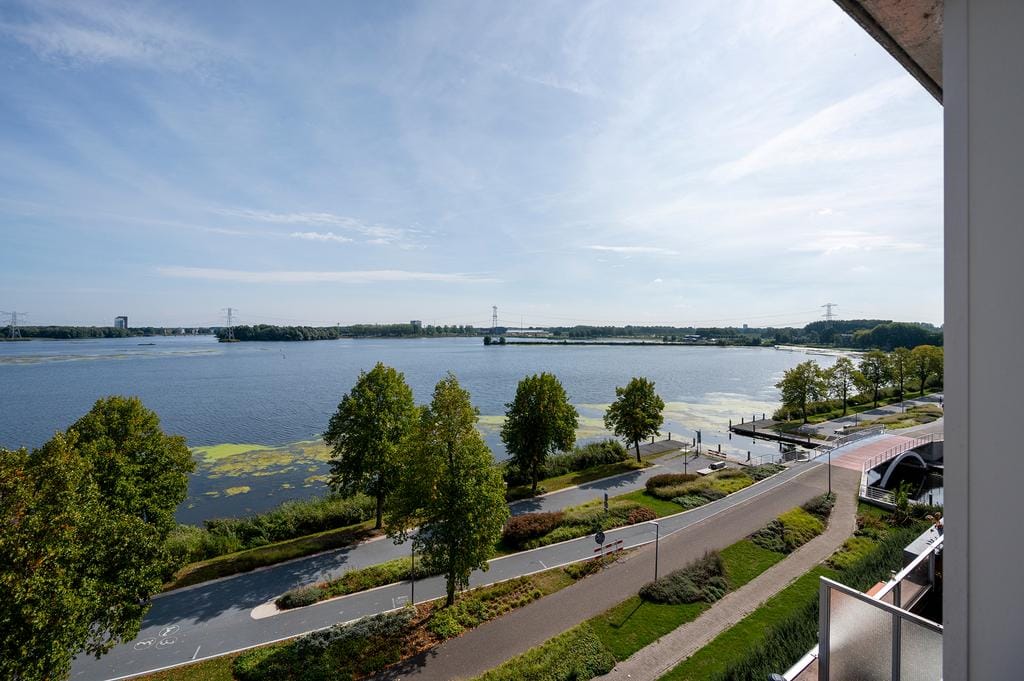 Foto 9 van Urkwal 90