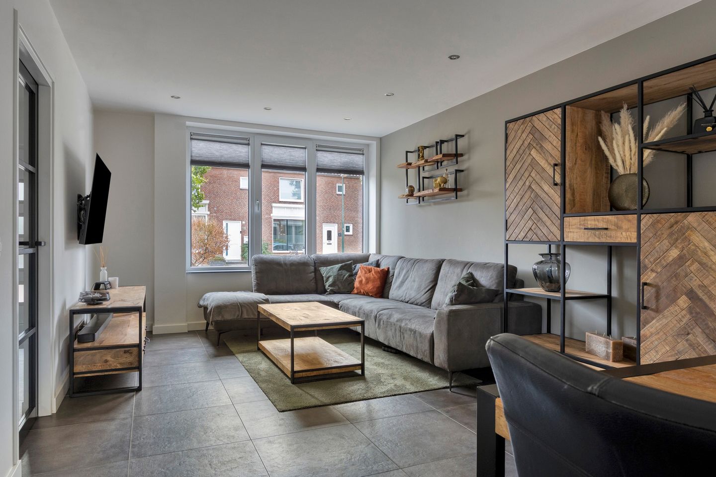 Foto 5 van Lange Mees 46