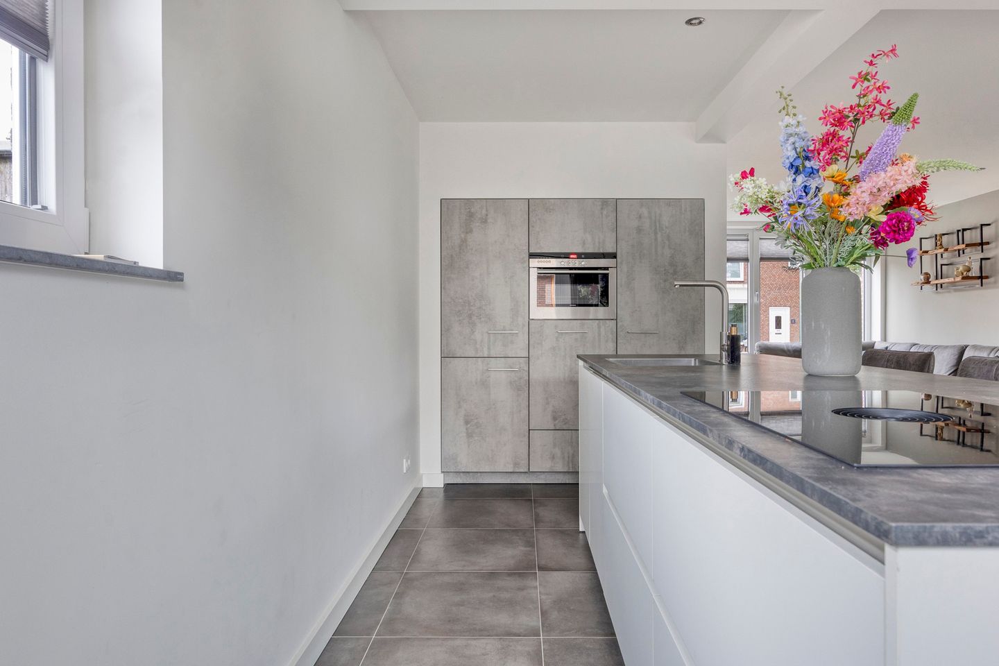 Foto 14 van Lange Mees 46