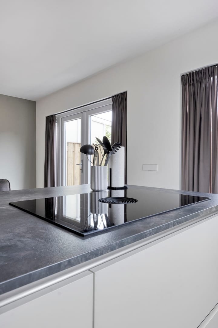 Foto 17 van Lange Mees 46