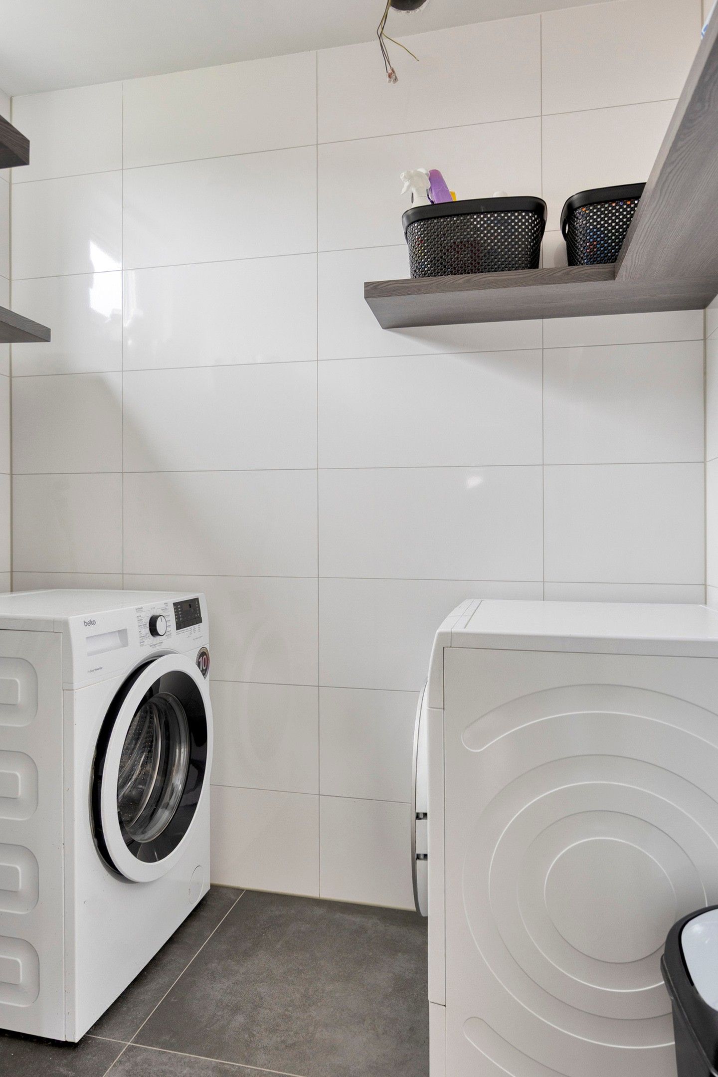 Foto 20 van Lange Mees 46