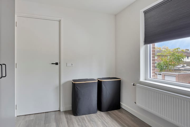 Foto 27 van Lange Mees 46