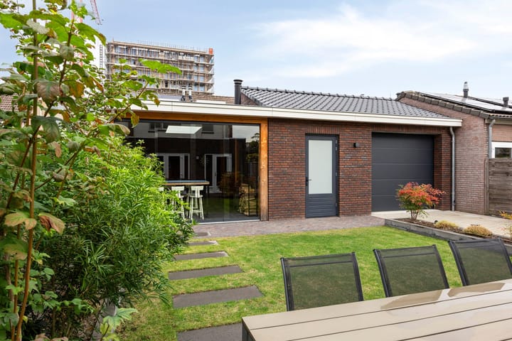 Foto 31 van Lange Mees 46