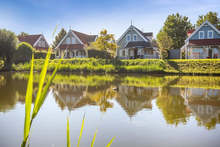 Photo 42 of Groeneweg 1-21