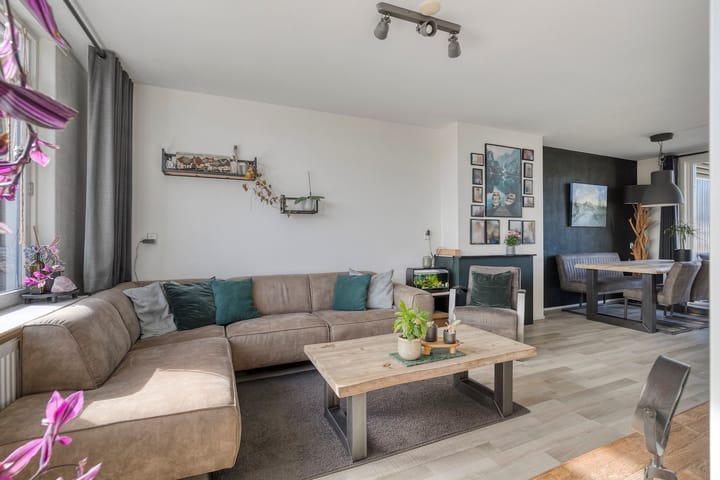 Photo 3 of Scheldestraat 61