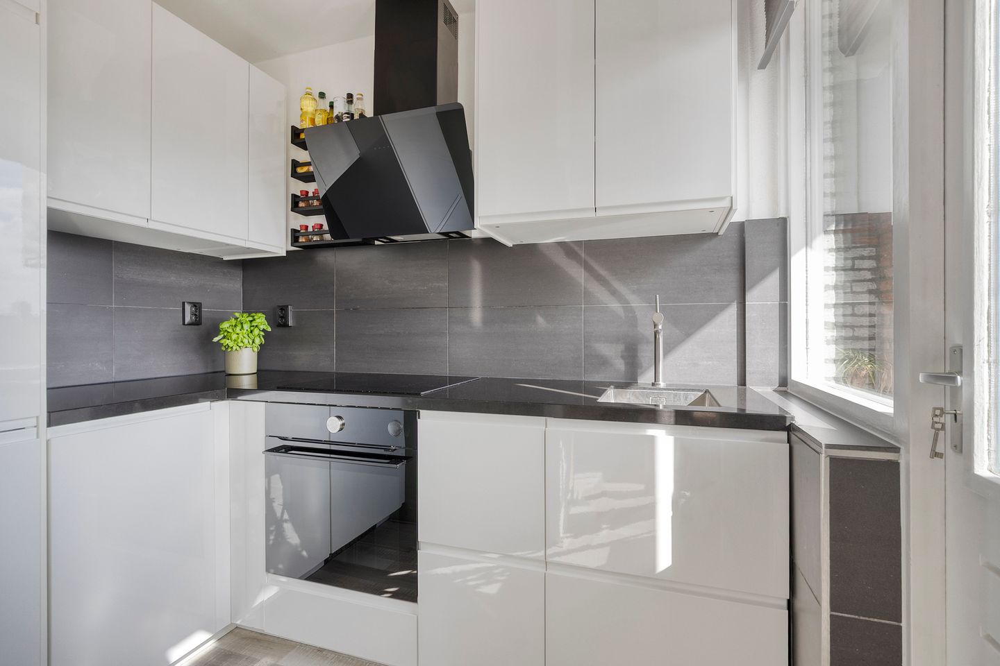 Foto 4 van Scheldestraat 61