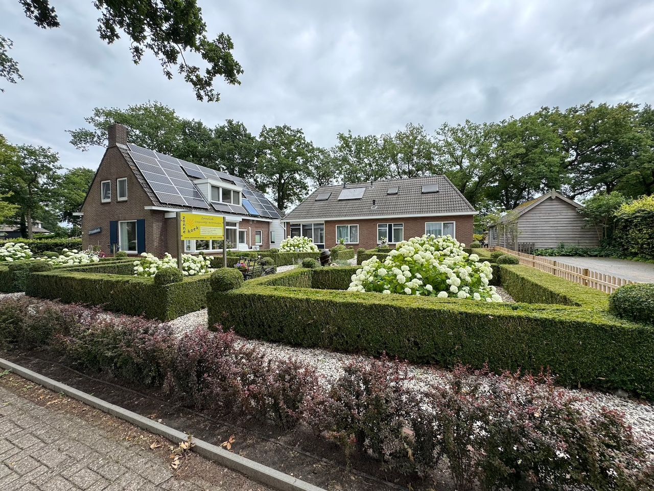 Bekijk foto 2 van Zuideinde 1