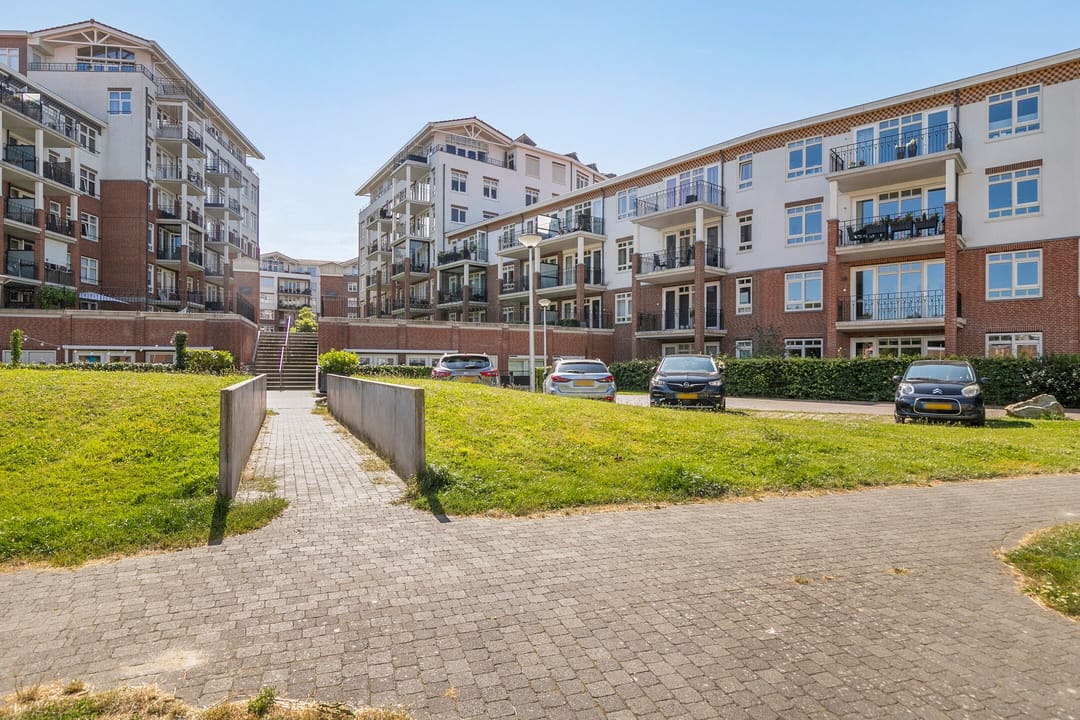 Foto 32 van De Klok 412