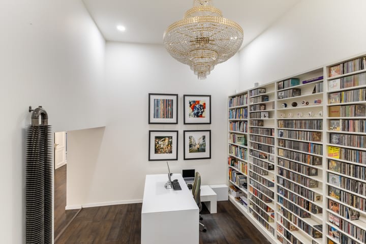 Photo 10 of Rijnstraat 42