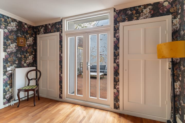 Photo 44 of Rijnstraat 42