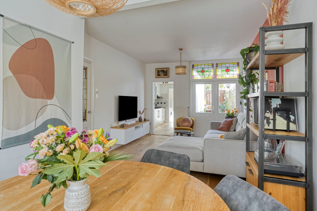 Foto 7 van Valkenierstraat 48