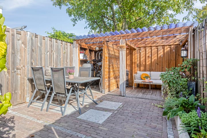 Foto 22 van Valkenierstraat 48