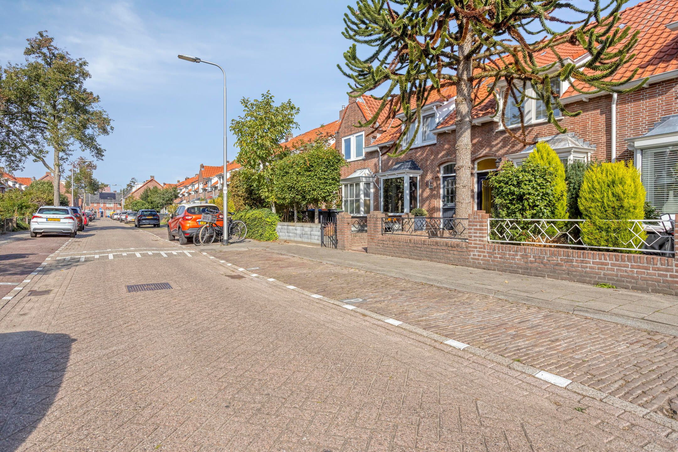 Foto 27 van Valkenierstraat 48