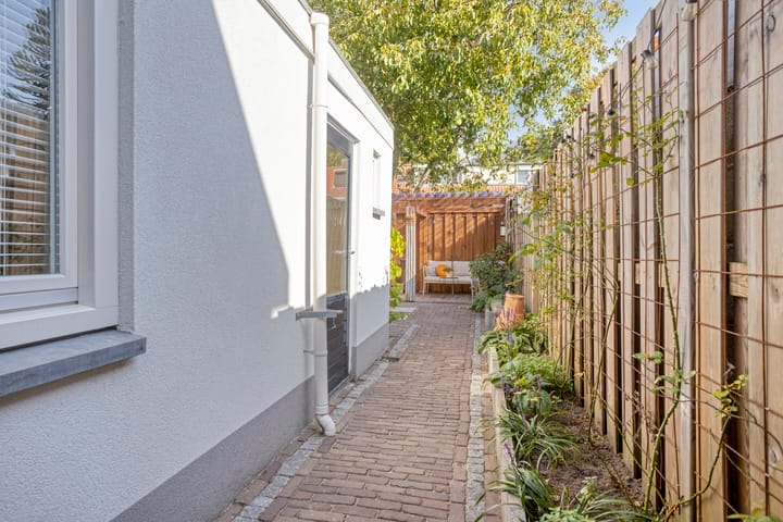 Foto 21 van Valkenierstraat 48