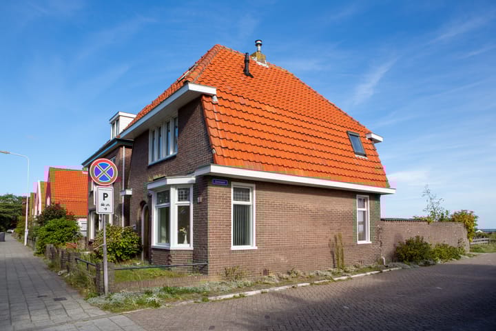 Photo 2 of Burgemeester van Heusdenweg 18