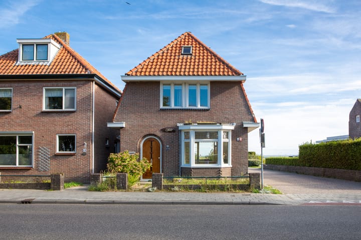 Photo 3 of Burgemeester van Heusdenweg 18