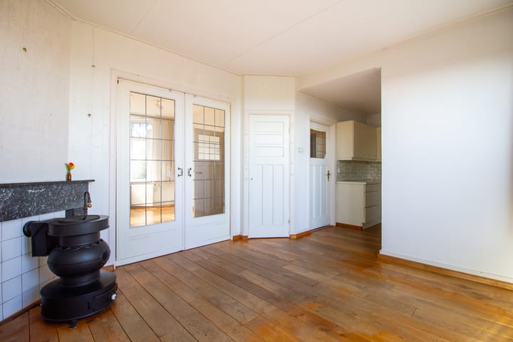 Photo 13 of Burgemeester van Heusdenweg 18