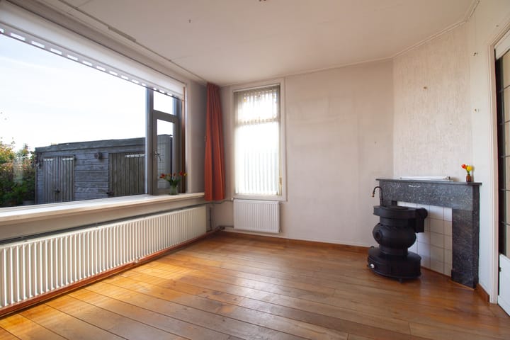 Photo 15 of Burgemeester van Heusdenweg 18