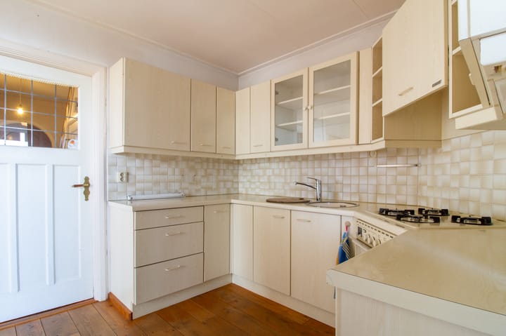 Photo 17 of Burgemeester van Heusdenweg 18