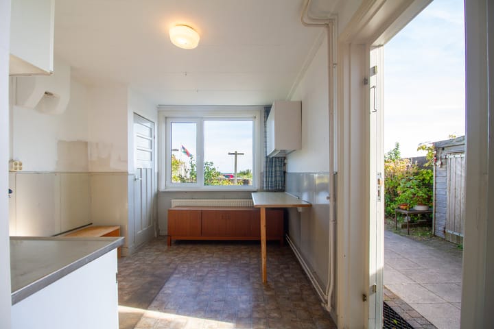 Photo 20 of Burgemeester van Heusdenweg 18