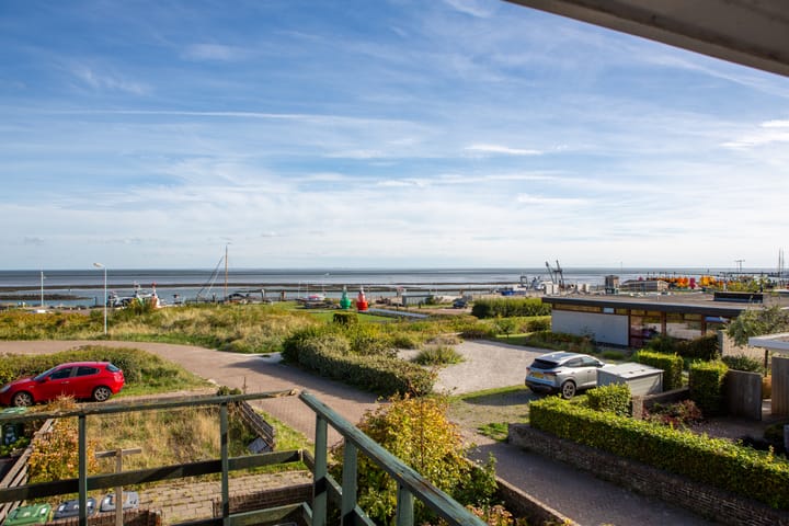 Photo 40 of Burgemeester van Heusdenweg 18