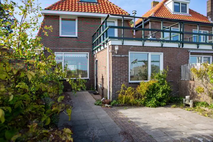 Photo 42 of Burgemeester van Heusdenweg 18