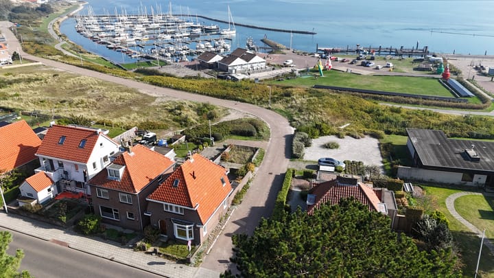 Photo 50 of Burgemeester van Heusdenweg 18