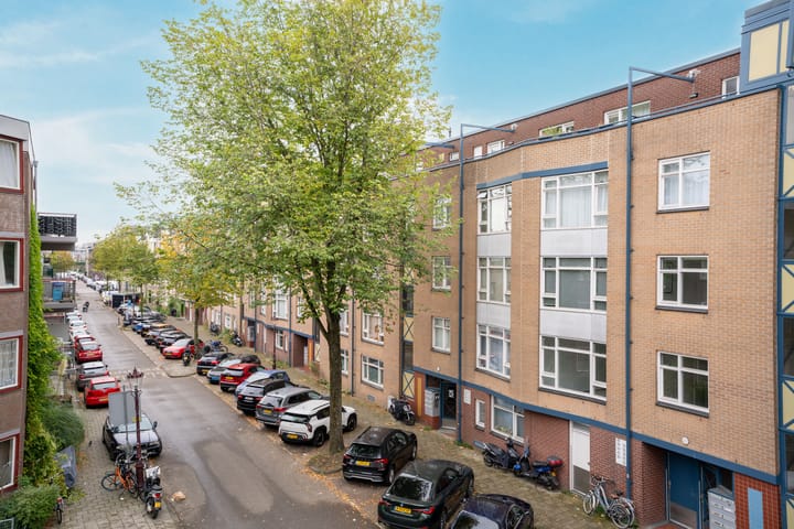 Photo 17 of Reinwardtstraat 13-B