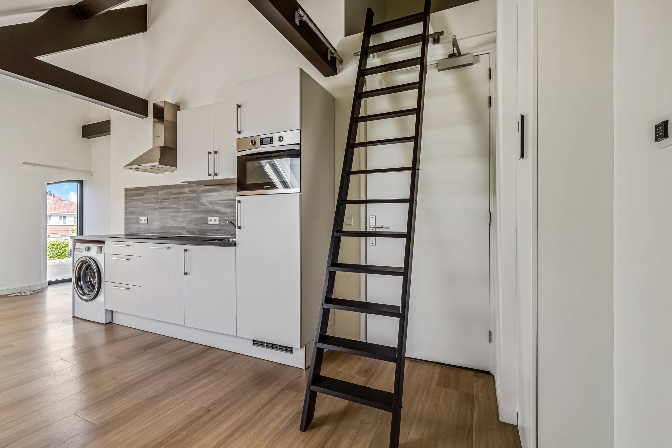 Foto 9 van Graaf van Lynden van Sandenburgweg 3-20