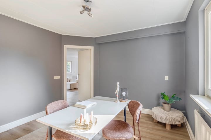 Photo 15 of Hoofdstraat 83-A