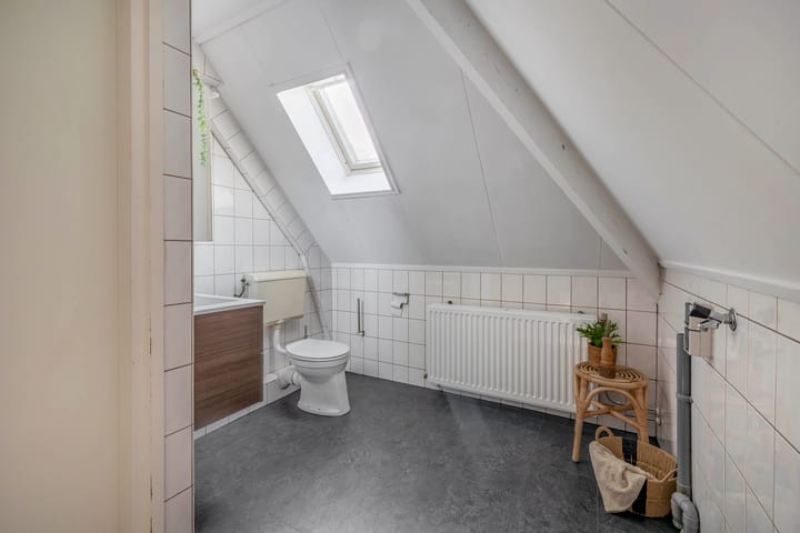 Photo 23 of Hoofdstraat 83-A