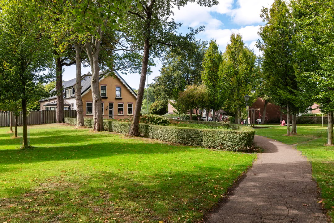 Foto 43 van Bloesemlaan 29