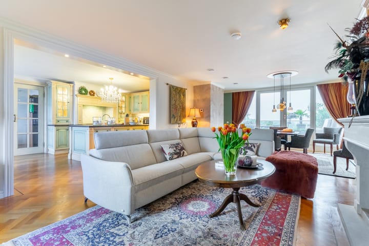 Photo 2 of Willem de Bruynstraat 86