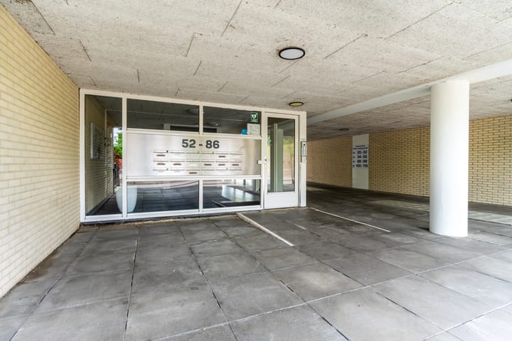 Photo 6 of Willem de Bruynstraat 86