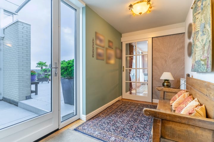 Photo 13 of Willem de Bruynstraat 86