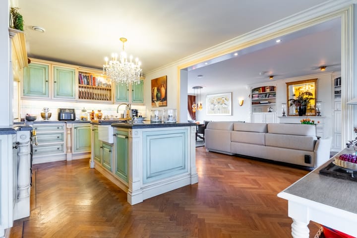 Photo 26 of Willem de Bruynstraat 86