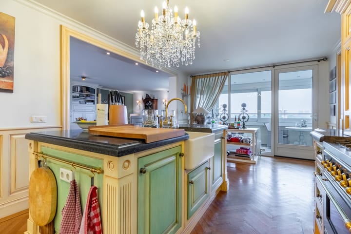 Photo 28 of Willem de Bruynstraat 86