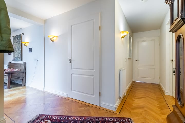 Photo 32 of Willem de Bruynstraat 86