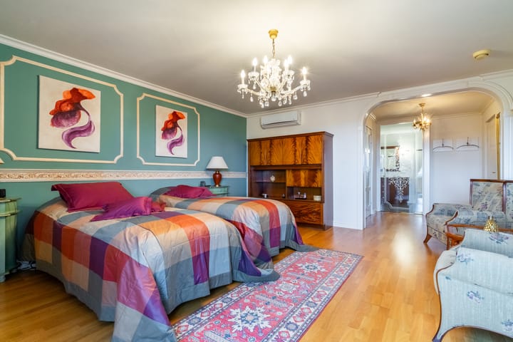 Photo 37 of Willem de Bruynstraat 86