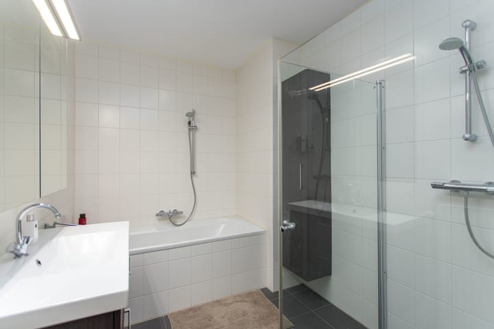 Photo 18 of Miles Davisstraat 247