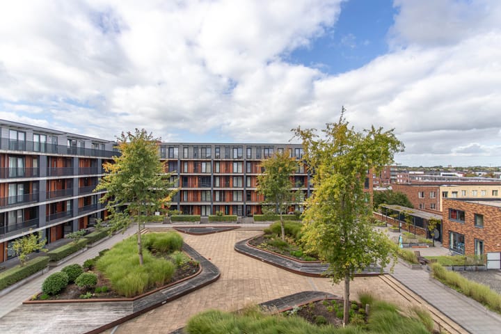 Photo 27 of Miles Davisstraat 247